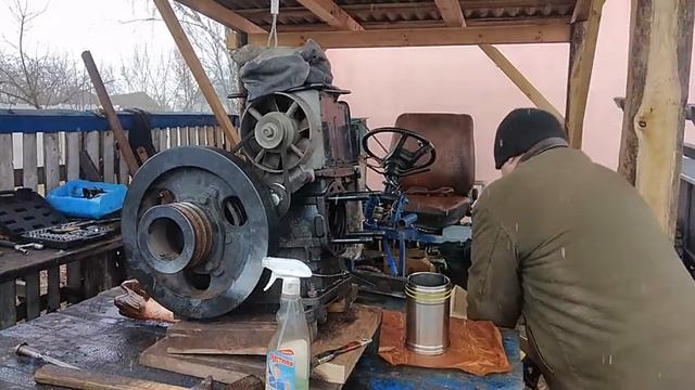 Детальний огляд ремонту дизельного двигуна з мотоблока 10к.с. на саморобному тракторі 4/4 смотреть онлайн