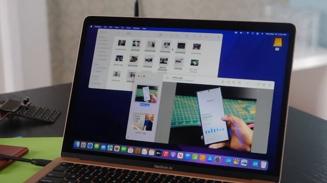 iPad Air vs MacBook Air | 2022 M1 showdown! смотреть онлайн