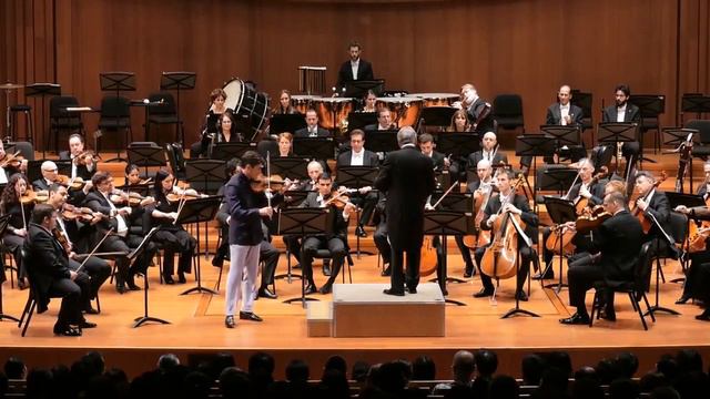 Charlie Siem with Israel Philharmonic Orchestra & Zubin Mehta Bruch Violin Concerto 1st Mov смотреть онлайн