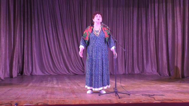 Солистка хора КРАСНАЯ ГВОЗДИКА Нина Суворова - Сухопляс смотреть онлайн