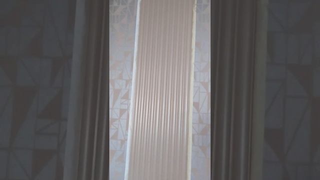 Как не нужно делать молдинги на обои. Совет по покраске молдингов.