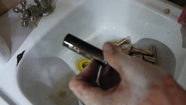 САМЫЙ ПРОСТОЙ СПОСОБ ЧИСТКИ ЛАТУННЫХ ГИЛЬЗ Relo@ding смотреть онлайн