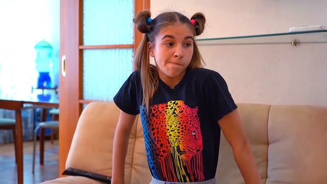 Пробежалась Без ОДЕЖДЫ по улице, все в ШОКЕ