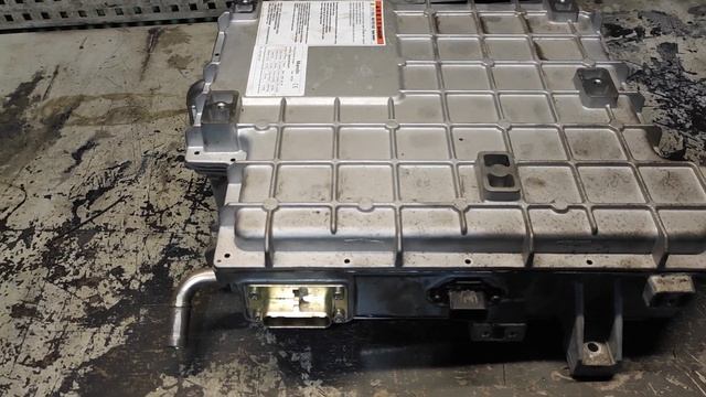 Ремонт электромобиля KIA SOUL EV, не заряжается. P1CF5 часть первая. смотреть онлайн