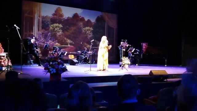 Галина Улетова.Романс на стихи Светланы Ковалёвой "Левкои" смотреть онлайн