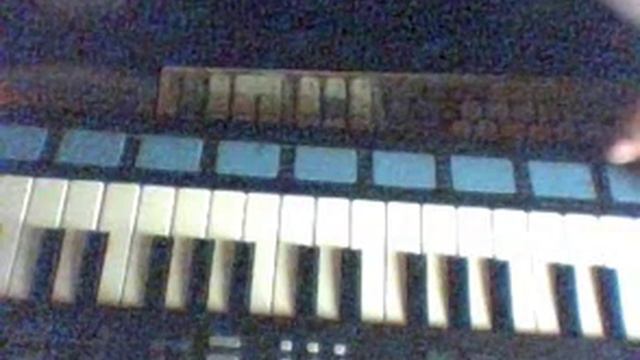 Yamaha PSS-680 смотреть онлайн