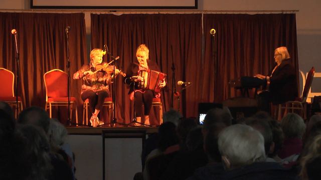 Geraldine, Ann and Eileen Tribute to Bobby. смотреть онлайн