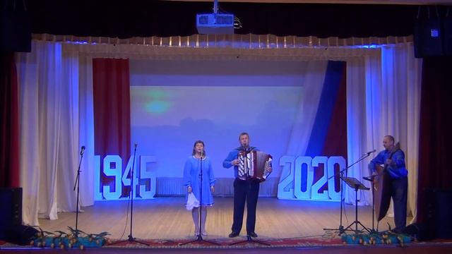 За околицей туман смотреть онлайн