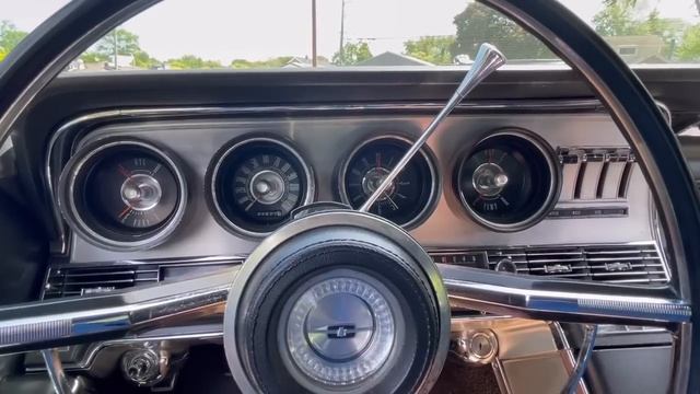 Best Automotive Interiors: 1967 Ford Thunderbird and Its Tilt-a-Way Wheel! смотреть онлайн