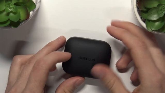 Как сделать принудительную перезагрузку наушников OnePlus Buds Pro? Перезагрузка OnePlus Buds Pro смотреть онлайн