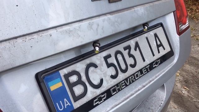 Замена лампочек подсветки номера на диодные ( LED) Chevrolet Cruze # 4 смотреть онлайн