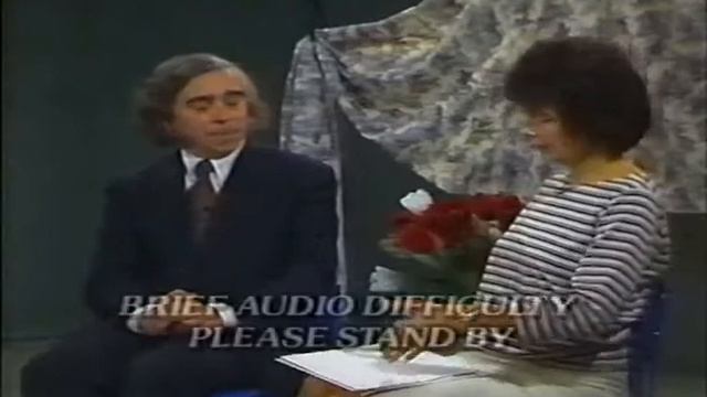 Basic Understanding of Radioactive Energy - Nancy Mroczek PhD with Ernest Moniz PhD смотреть онлайн