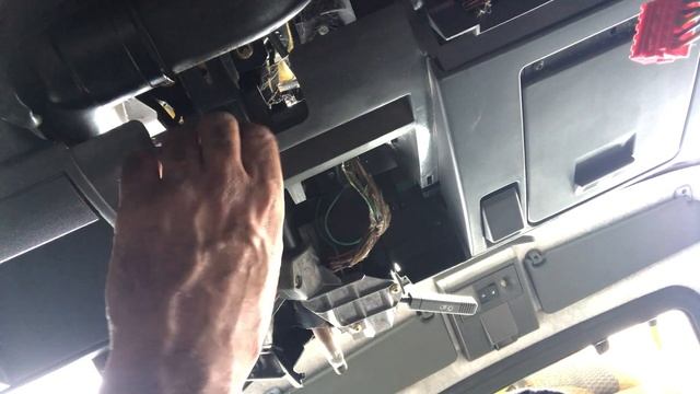 Renault 5 GT Turbo/ Campus Dashboard removal & Fit смотреть онлайн