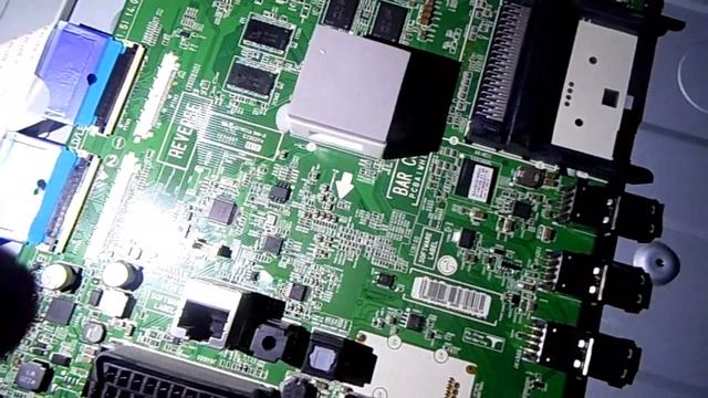 Ремонт телевизора LG 50LB675V висит на заставке. смотреть онлайн