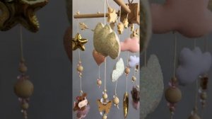 Мобиль из фетра на детскую кроватку для девочки «Слоники и бегемоты»