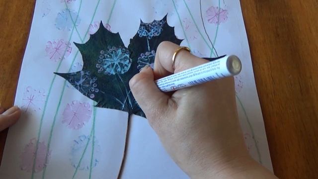 Pusteblume malen in EINFACHE MALTECHNIKEN auf Ahornblattt. Dandelions to draw in a simple technique смотреть онлайн