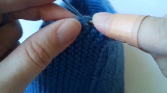 Шапочка для малыша спицами