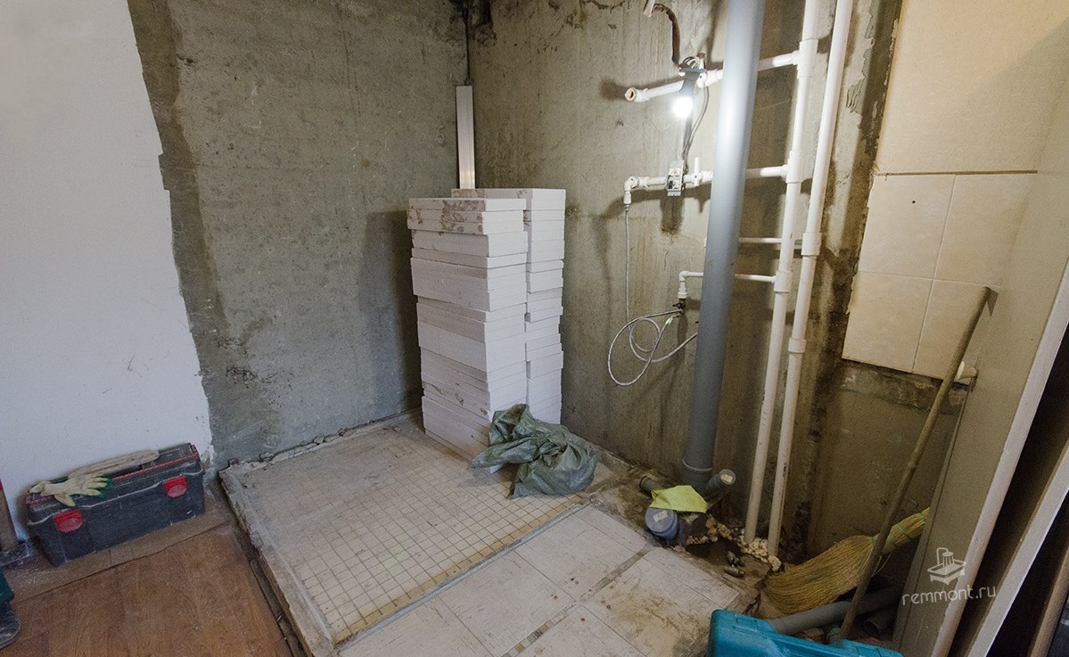 Своими руками увеличиваем ванную комнату ч.2 смотреть онлайн