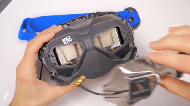 Unbox & Install - Lumenier AXII HD 2 Patch And Stubby Antennas For DJI FPV Goggles