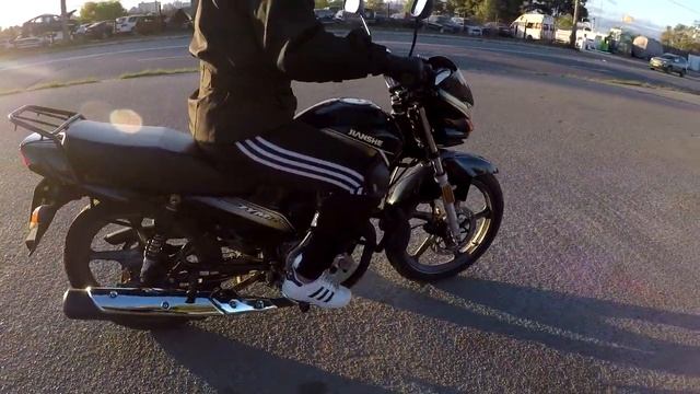 С пассажиром на Jianshe 125. Удобно?// Первые метры Ани на мотоцикле смотреть онлайн