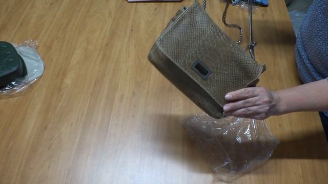 Сумки кожа Италия . Лот 6 смотреть онлайн