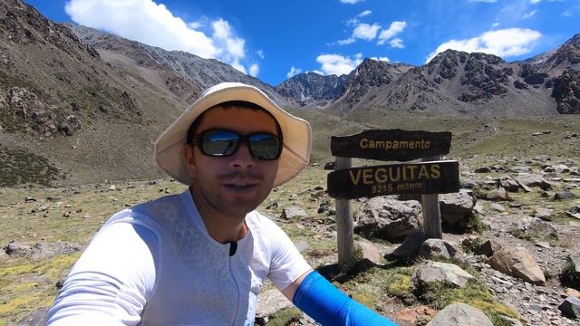 Long uphill training. 4000 m+ (Bike + Climb to Cordon del Plata. Argentina) смотреть онлайн