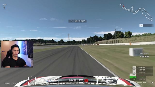 I Tried to Beat Yuki Tsunoda on Gran Turismo смотреть онлайн
