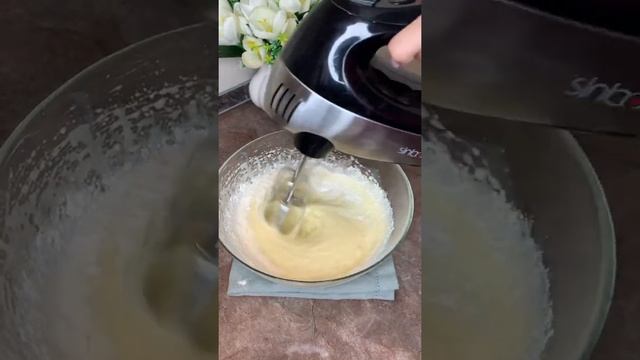 Кекс с малиной