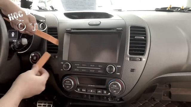 Hướng dẫn tháo màn hình Kia Cerato K3 2014 - 2018 | HỌC ĐỘ Ô TÔ смотреть онлайн