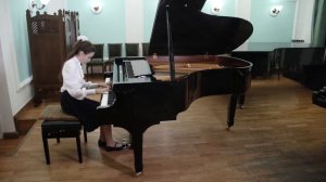 С. Майкапар, “В кузнице” соч. 8, № 5Исполняет: Судакова Анастасия 3 класс 10 лет