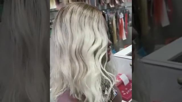 Парик из канекалона омбре с русыми корнями в платиновый блонд смотреть онлайн