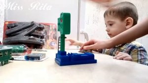 Распаковка железная дорога с поездами и вагонами из фикс прайса.