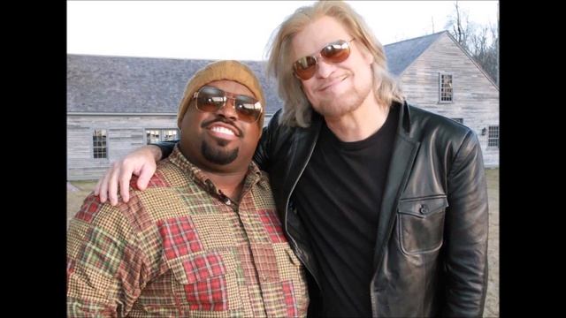 Cee Lo Green & Daryl Hall - I Can't Go For That смотреть онлайн