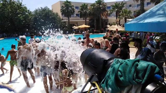 Hotel Hammamet Azur Plaza Hammamet, Nabeul, Tunisie #MOUSSE_PARTY #foam смотреть онлайн