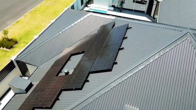 Quest Energy - LG Neon 2 Solar Panels | Fronius Inverter | Clenergy Black mountings. смотреть онлайн