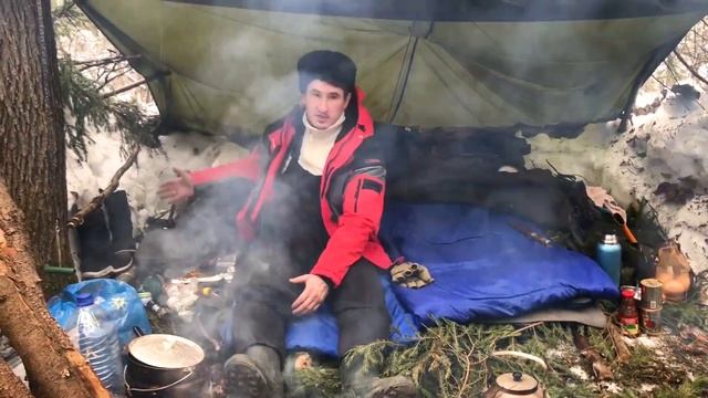 Ночевка в лесу зимой | Инструкция | Без палатки и без спальника смотреть онлайн