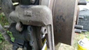 Chery Tiggo , замена тормозных колодок