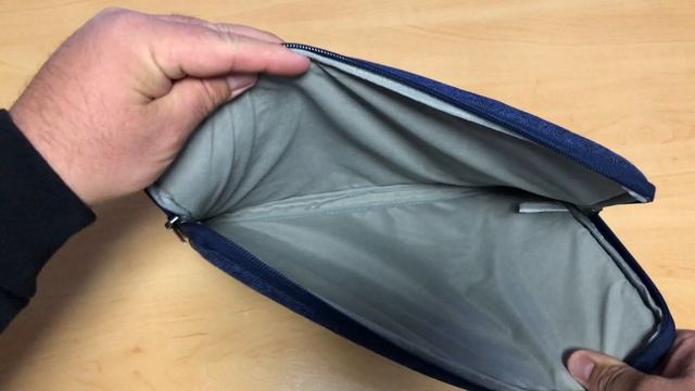 Rivacase Sleeve 7903 Blue for MacBook Pro Ultrabook 13.3 смотреть онлайн