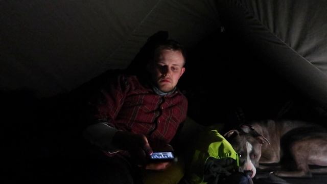 Cooking Pizza in the Woods and Dealing with the Rain - Solo Wilderness Camp with My Dog смотреть онлайн
