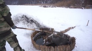 Как ловить рыбу в Глухозимье/Зимние ловушки для рыбы