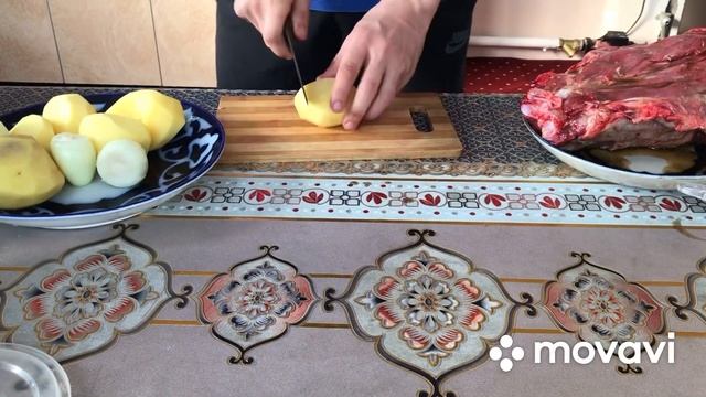 БАРАНЬЯ ШЕЯ ЗАПЕЧЁННАЯ С КАРТОШКОЙ смотреть онлайн