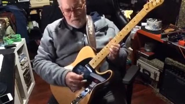 Squier CV 50’s Fender The Twin red knobs смотреть онлайн