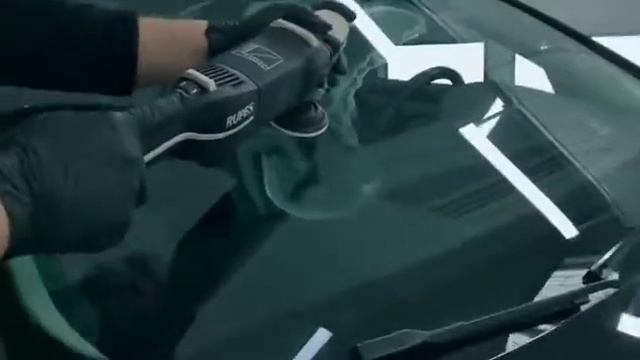 Полировка стекла на автомобиле. Glass polishing on a car. смотреть онлайн