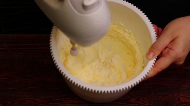 Всего 3 ИНГРЕДИЕНТА для БИСКВИТА, чтобы приготовить такой торт смотреть онлайн