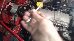 Renault Dacia Sandero Logan i 2009 K7J 1,4 v8 меняем прокладку клапанной крышки на паронитовую