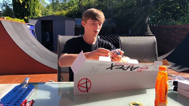 Jamie Hull - New Deck Reveal смотреть онлайн