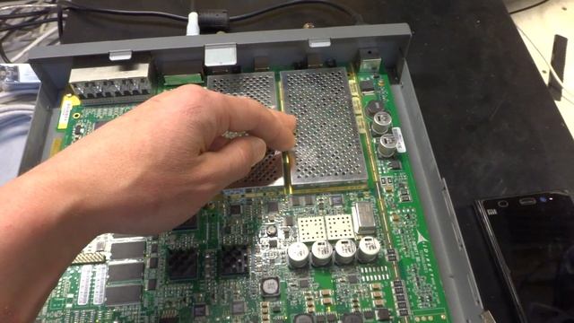 HackRF - One: полный дуплекс смотреть онлайн