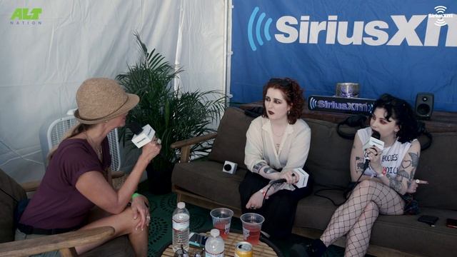 Pale Waves on Opening for Muse & The Cure смотреть онлайн