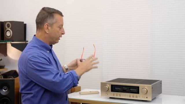 ACCUPHASE E270, entry level di assoulta QUALITA'! UNBOXING e AUDIO TEST di Sbisà смотреть онлайн