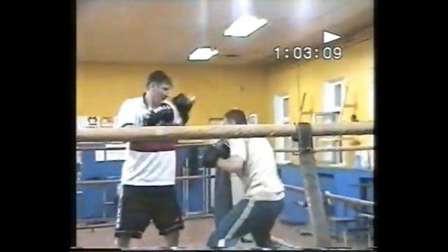 Бокс тренировка работа в корпус 2004 смотреть онлайн